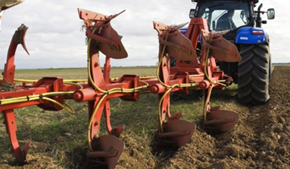 capacité de traction des pneus agricoles