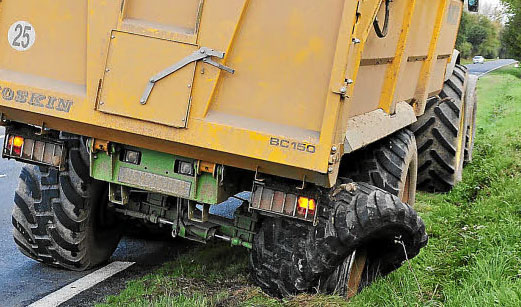 Klapband aan een landbouwwagen